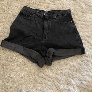 BDG High Waisted Mom Shorts Size 6